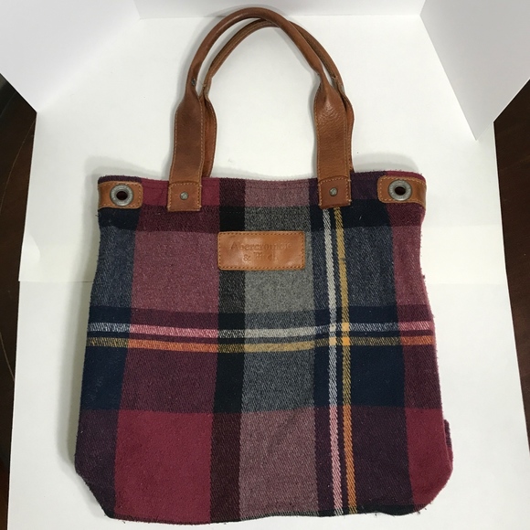 Abercrombie & Fitch Handbags - Abercrombie & Fitch Wool Tote Bag